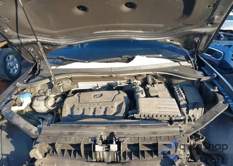 2020 Volkswagen Tiguan 2.0T Se/2.0T Se R-Line Black/2.0T Sel z USA, uszkodzony, nr VIN 3VV2B7AXXLM133813